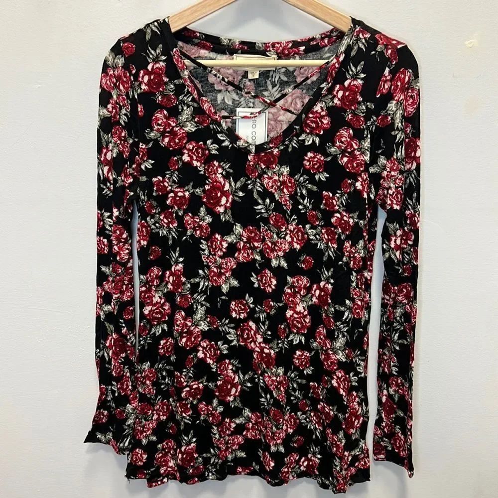 No Comment Women’s Black Red Floral Long Sleeve Blouse Size Medium